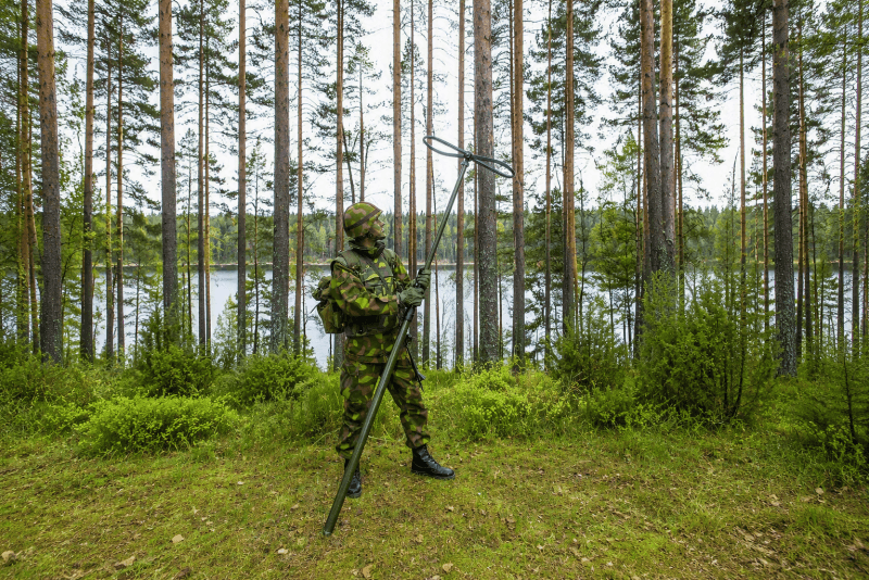 Composite camouflage net support poles